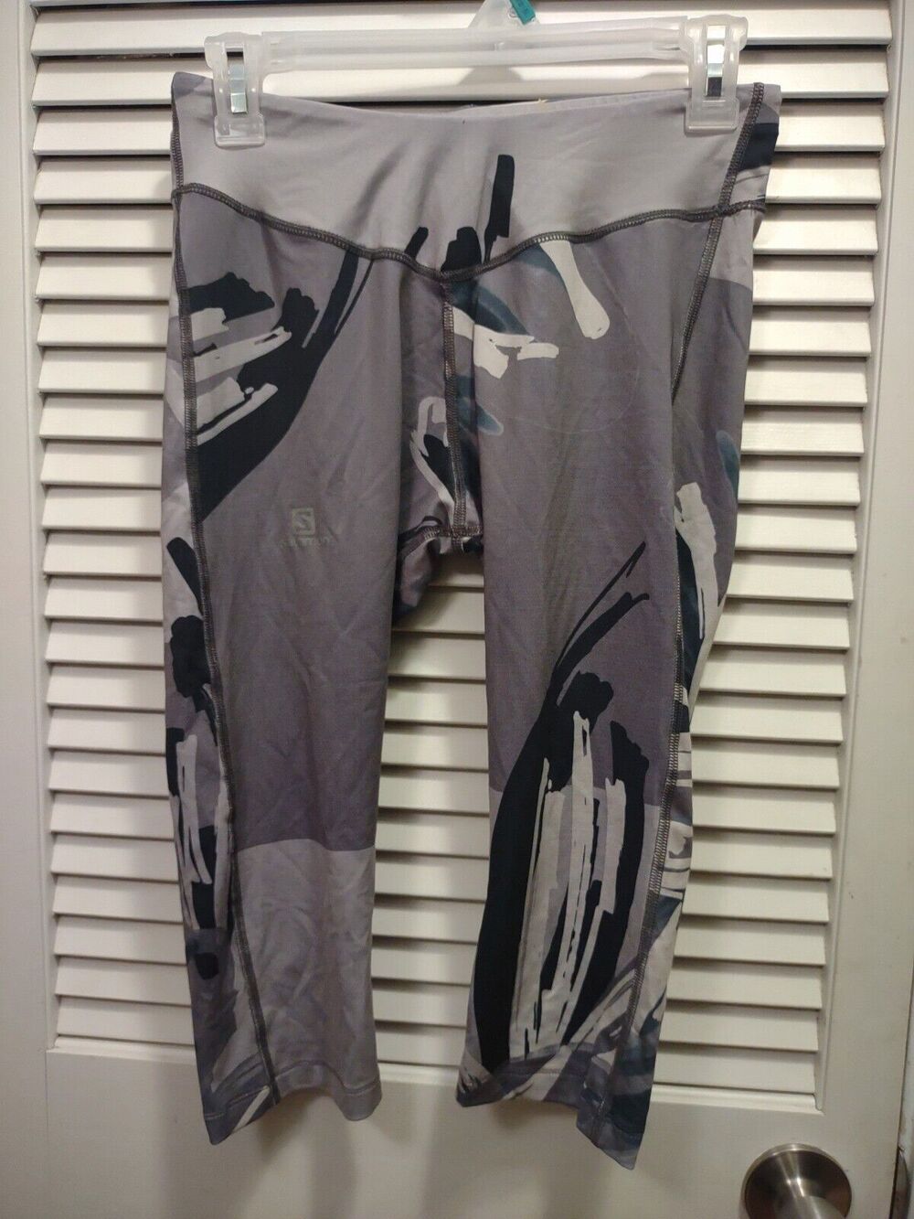 Salomon Women's Size S Gray And Black Polyester Blend Cross-Training Leggings
